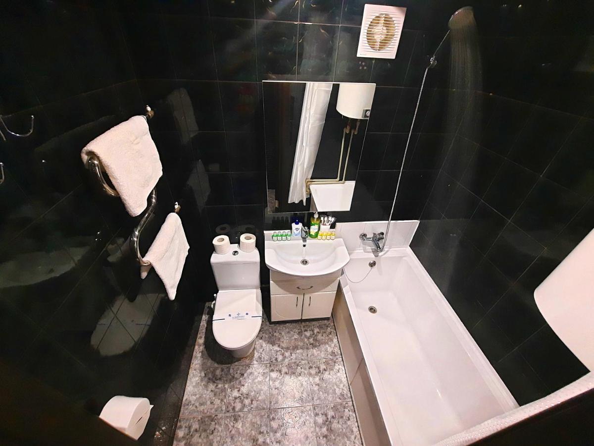 Sea Style - Сеть Апартаментов Alex Apartments Бесконтактное Заселение 24-7 Poltava Room photo