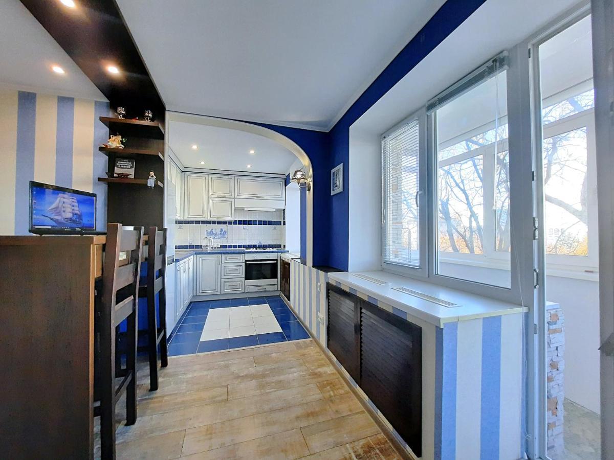 Sea Style - Сеть Апартаментов Alex Apartments Бесконтактное Заселение 24-7 Poltava Room photo